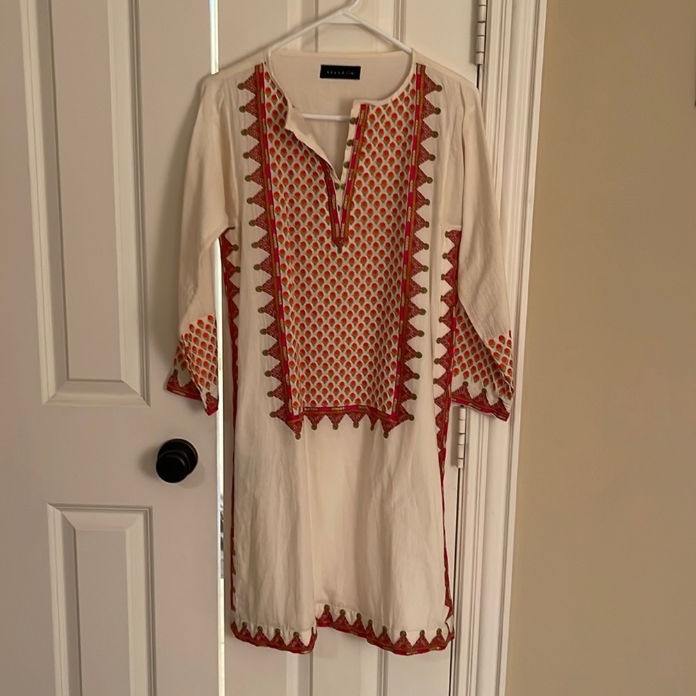 Khaadi Pakistani Indian beautiful shirt with embroidery. shirt / kurta / kameez.